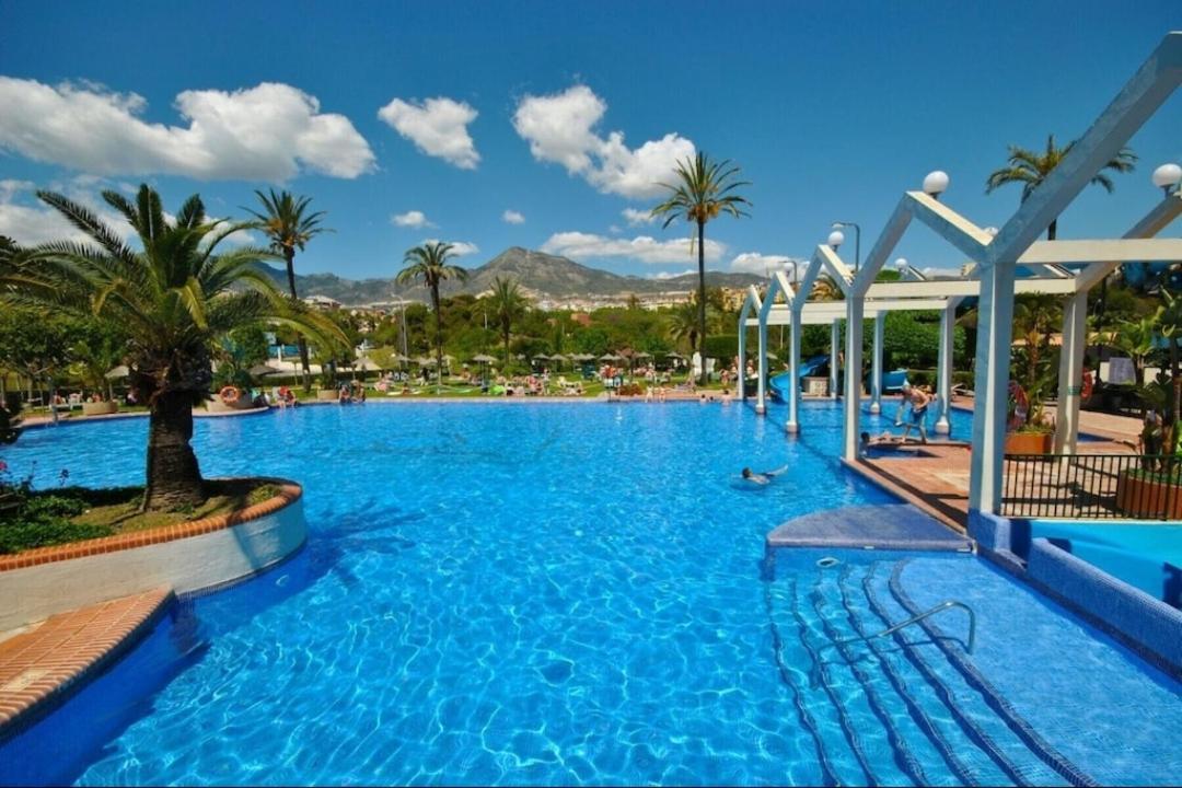 Apartamentos Holidays Benalbeach Benalmadena Exterior photo