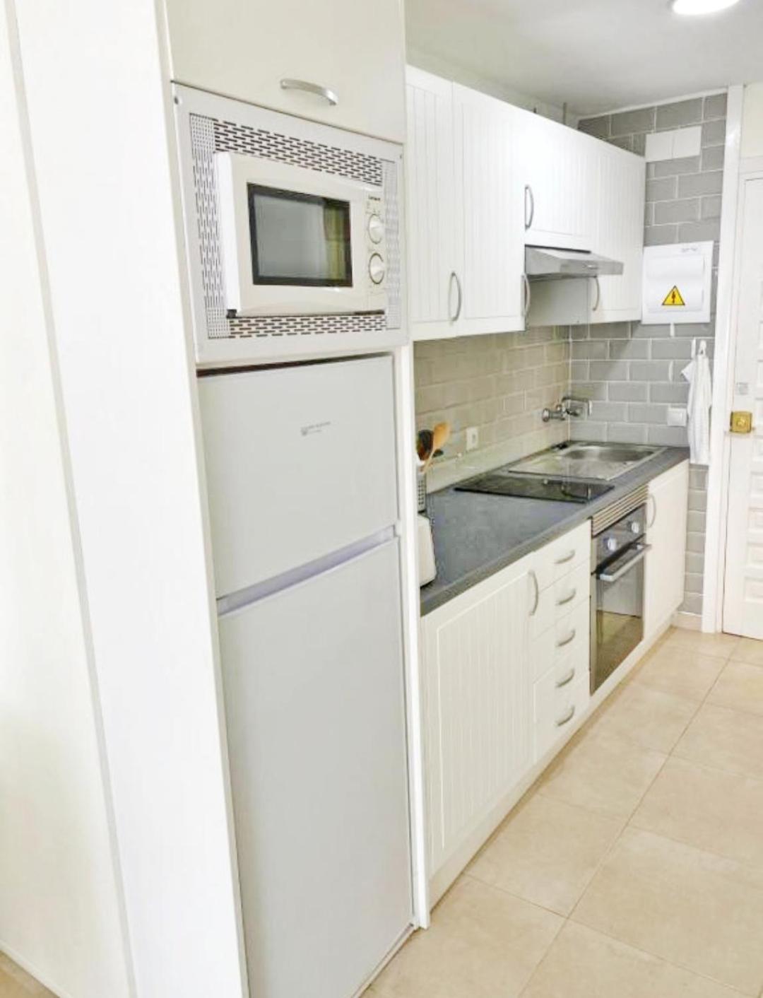 Apartamentos Holidays Benalbeach Benalmadena Exterior photo